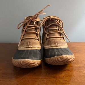 Sorry out and about  Duck Boots 6.5